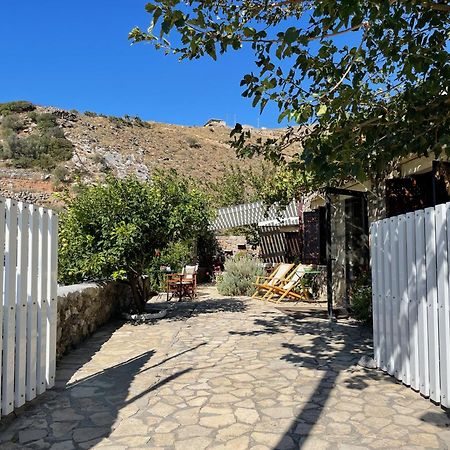 Villa La Familia Maison Traditionnelle Plakiás Exterior foto