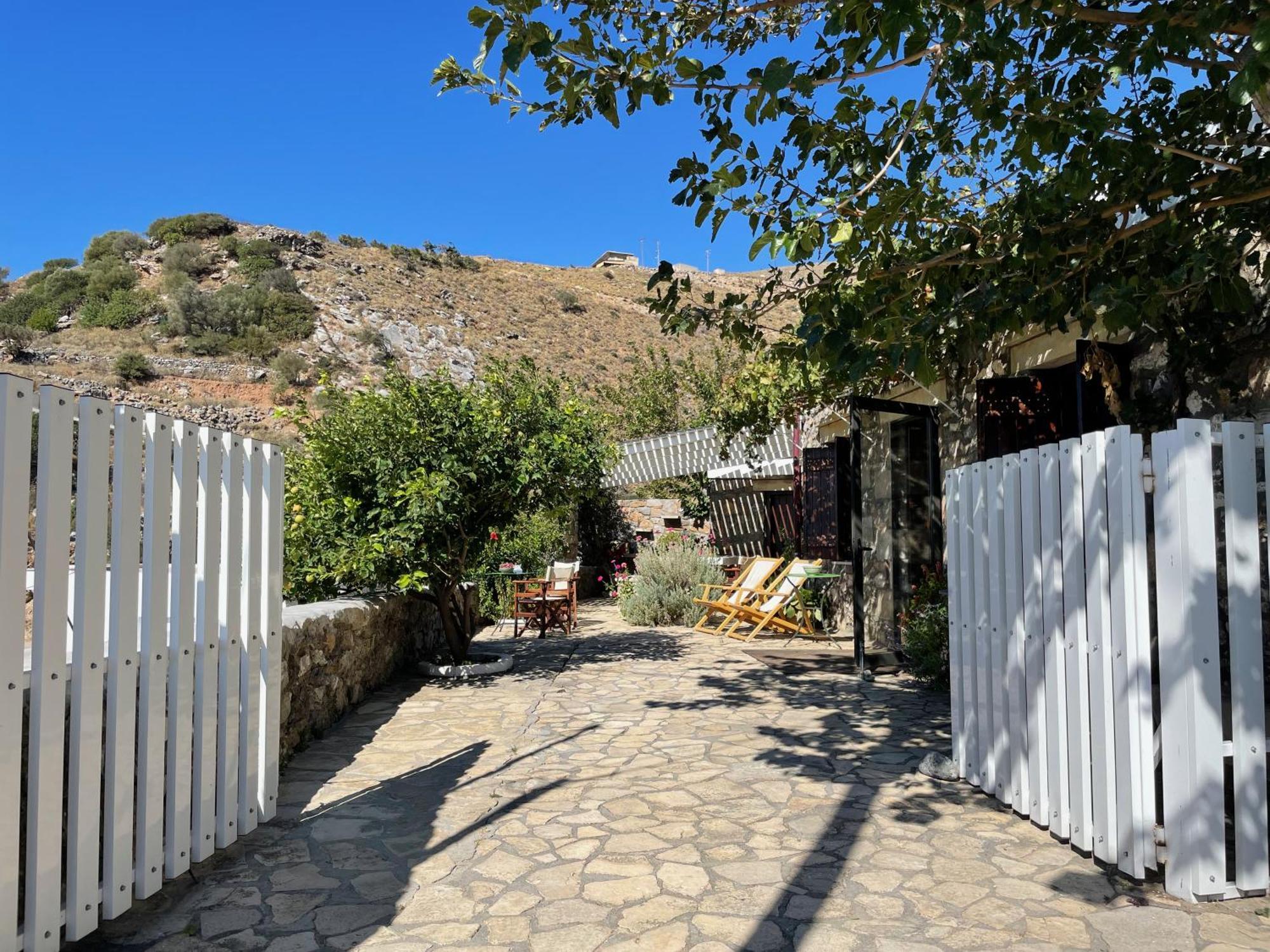 Villa La Familia Maison Traditionnelle Plakiás Exterior foto